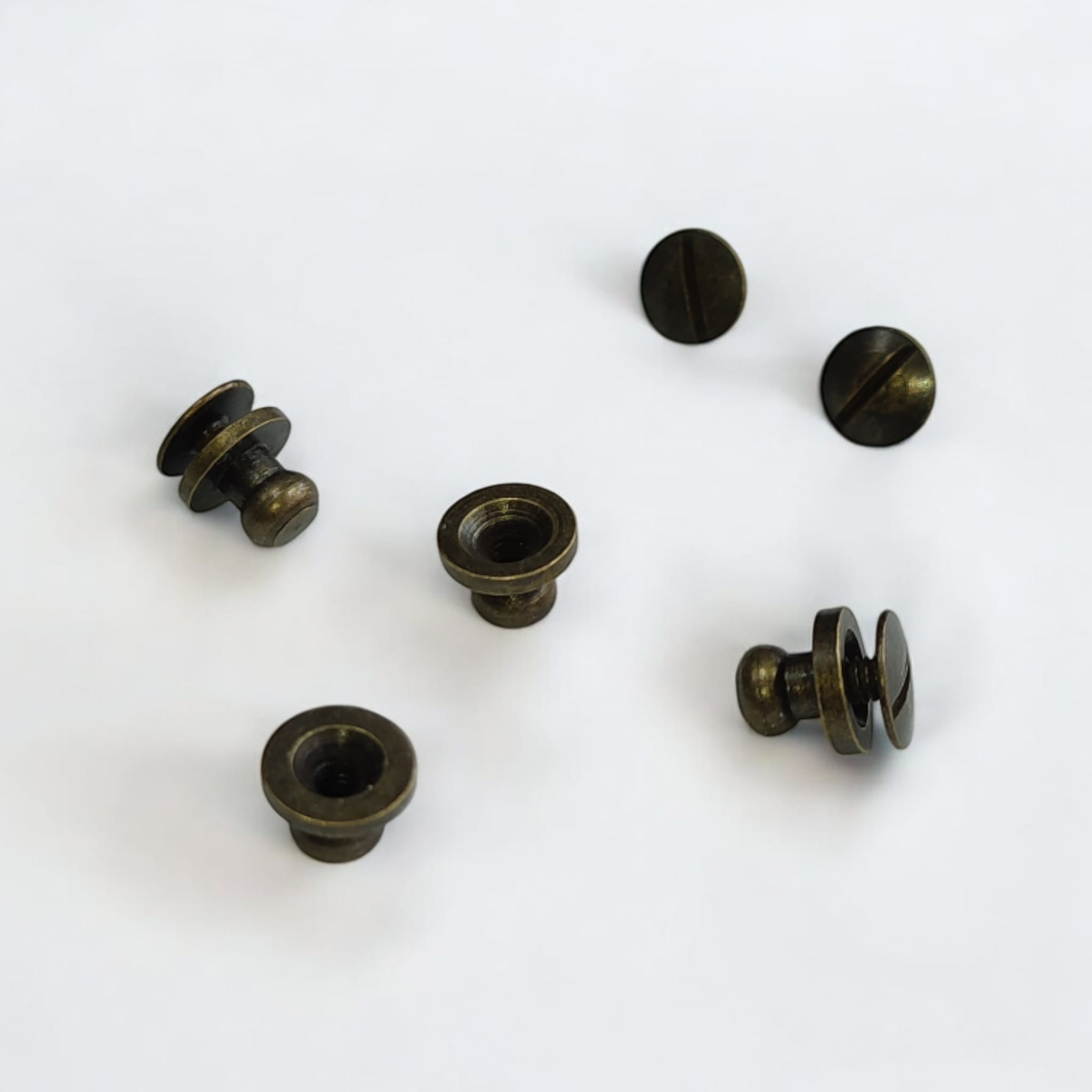 5 mm Vidalı Bekçi 4 Adet Zamak